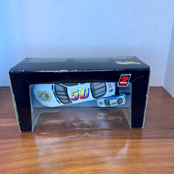 Hot Wheels Mattel Racing #50 Boy Scouts Diecast 1:24 Scale - Picture 10 of 11